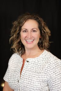 Read more about the article Julie Eckard